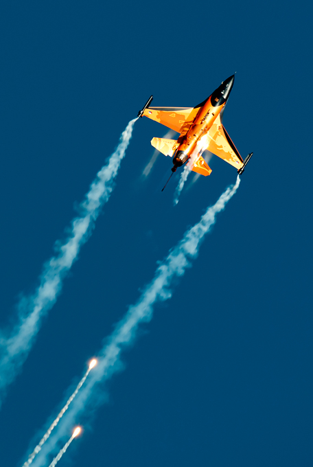039_Kecskemet_Air Show_RNLAF Demo Team_Fokker F-16AM Fighting Falcon.jpg